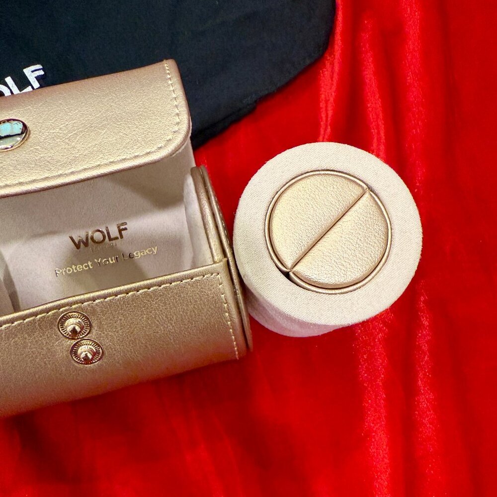 WOLF EST 1834 CHAMPAGNE FINE LEATHER WATCH JEWELRY CASE NEW WITHOUT TAGS (NWOT) - Picture 9 of 12
